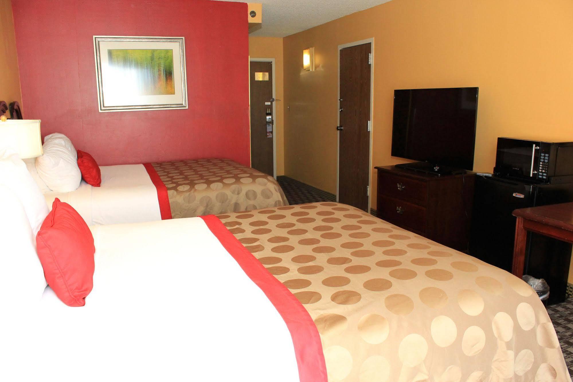 Delta Hotels By Marriott Denver Thornton ノースグレン エクステリア 写真