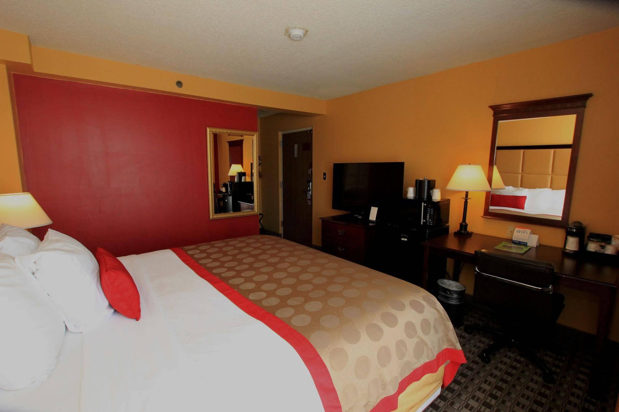 Delta Hotels By Marriott Denver Thornton ノースグレン エクステリア 写真