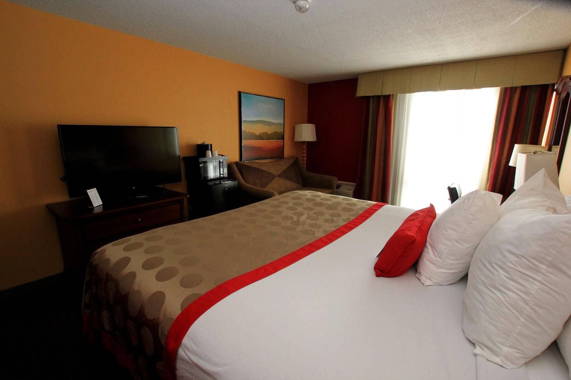 Delta Hotels By Marriott Denver Thornton ノースグレン エクステリア 写真