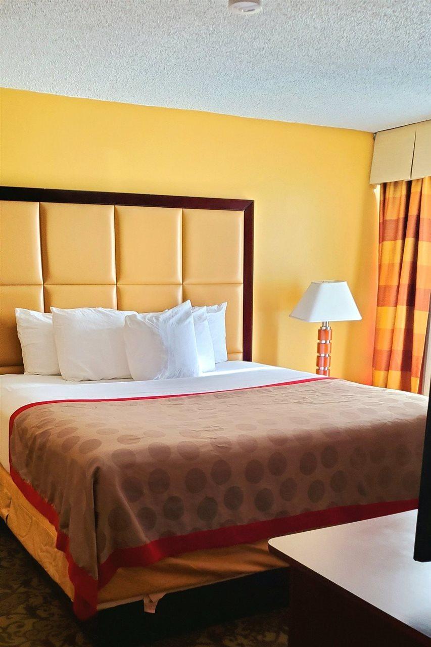 Delta Hotels By Marriott Denver Thornton ノースグレン エクステリア 写真
