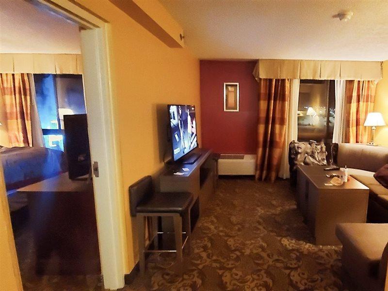 Delta Hotels By Marriott Denver Thornton ノースグレン エクステリア 写真