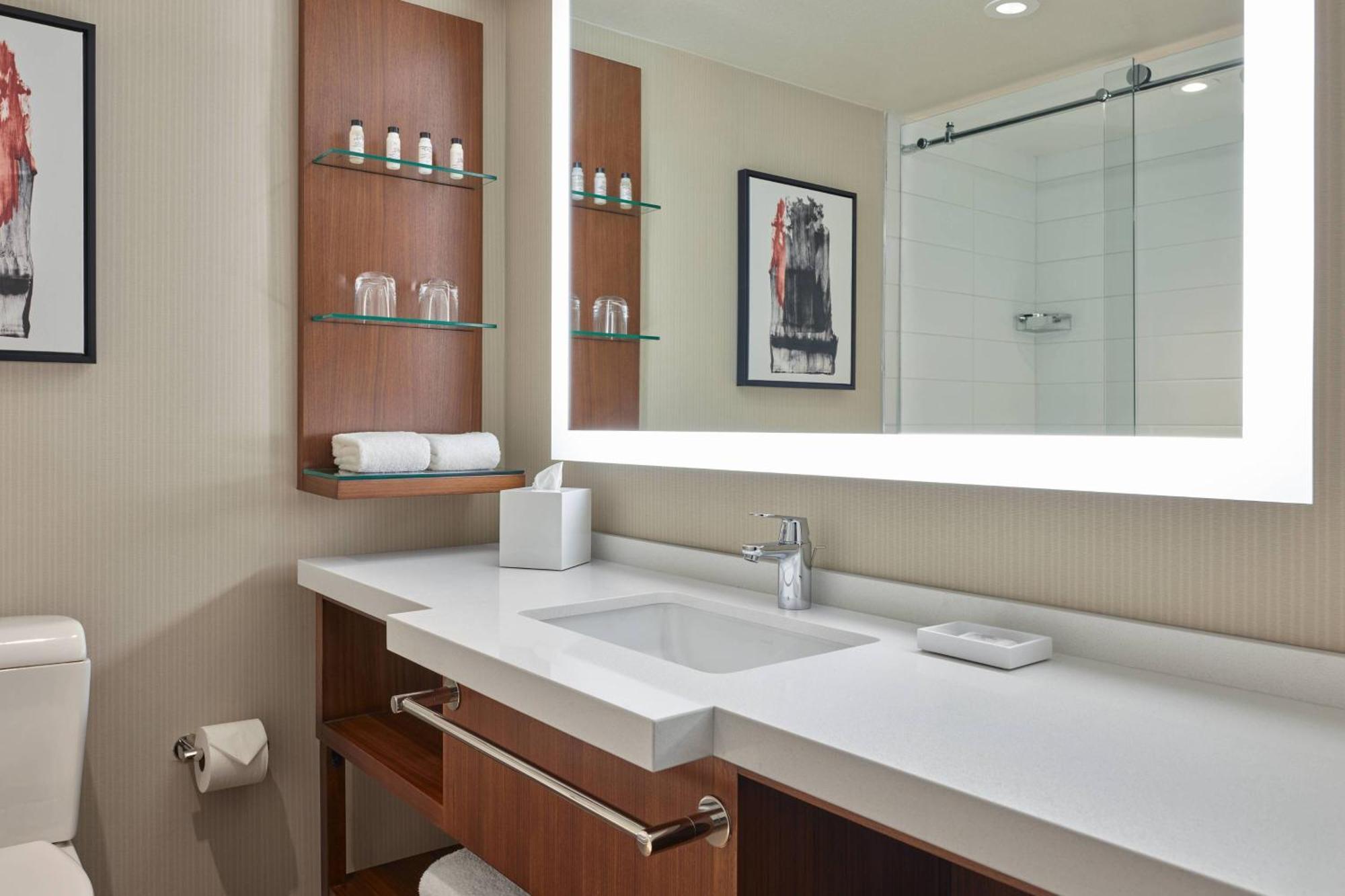 Delta Hotels By Marriott Denver Thornton ノースグレン エクステリア 写真
